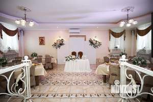 Дом 450м&sup2;, 3-этажный, посуточно, 