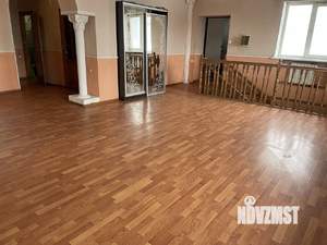 Коттедж 270м&sup2;, 2-этажный, на длительный срок, 