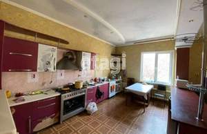 Дом 400м&sup2;, 2-этажный, на длительный срок, 