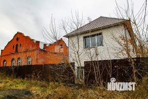 Дом 200м², 2-этажный, на длительный срок, 