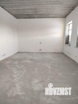 Коттедж 400м&sup2;, 2-этажный, на длительный срок, 