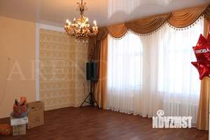 Дом 600м&sup2;, 3-этажный, посуточно, 