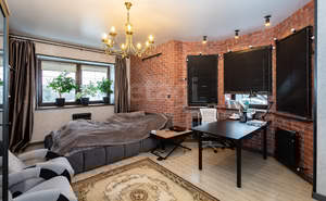 Дом 372м&sup2;, 3-этажный, на длительный срок, 