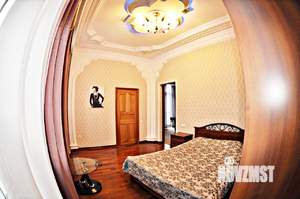 Дом 350м², 2-этажный, посуточно, 