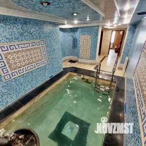 Дом 350м&sup2;, 2-этажный, посуточно, 