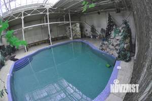 Дом 1000м&sup2;, 2-этажный, посуточно, 