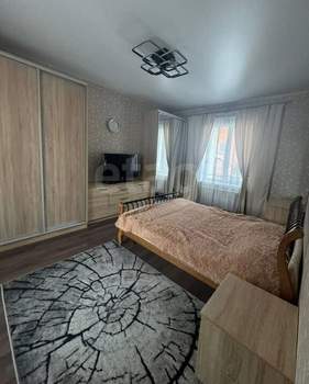 Дом 200м&sup2;, 2-этажный, на длительный срок, 