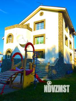 Дом 400м&sup2;, 2-этажный, посуточно, 