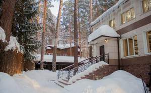 Дом 400м&sup2;, 2-этажный, на длительный срок, 