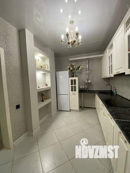 Дом 950м&sup2;, 2-этажный, посуточно, 