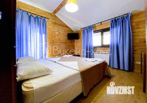 Дом 250м&sup2;, 2-этажный, посуточно, 