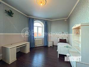 Дом 300м&sup2;, 2-этажный, посуточно, 