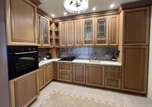 Дом 375м&sup2;, 2-этажный, на длительный срок, 