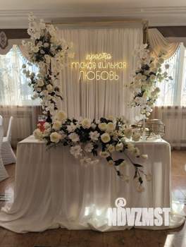 Дом 500м&sup2;, 3-этажный, посуточно, 