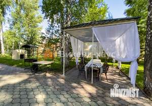 Дом 300м&sup2;, 3-этажный, посуточно, 