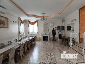 Дом 450м&sup2;, 3-этажный, посуточно, 