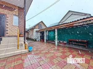 Дом 256м&sup2;, 2-этажный, на длительный срок, 