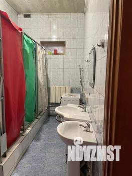 Коттедж 270м&sup2;, 2-этажный, на длительный срок, 