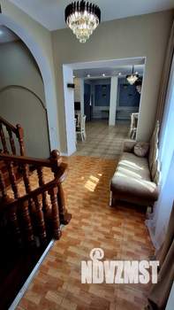 Дом 400м&sup2;, 2-этажный, посуточно, 