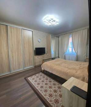 Дом 200м², 2-этажный, на длительный срок, 