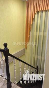 Коттедж 212м², 3-этажный, участок 7 сот.  