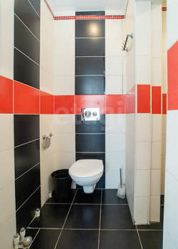 Дом 250м², 2-этажный, участок 6 сот.  