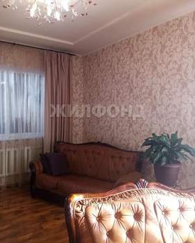 Дом 220м&sup2;, 2-этажный, участок 8 сот.  