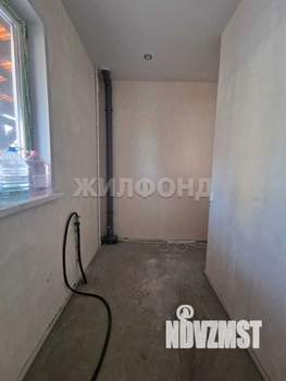 Дом 100м², 2-этажный, участок 6 сот.  