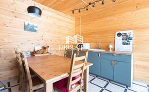 Дом 95м&sup2;, 2-этажный, участок 4 сот.  