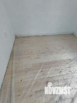 Дом 100м&sup2;, 2-этажный, участок 3 сот.  