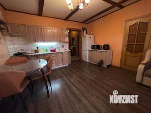 Дом 187м&sup2;, 2-этажный, участок 5 сот.  