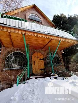 Дом 204м&sup2;, 3-этажный, участок 12 сот.  