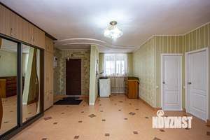 Коттедж 271м², 2-этажный, участок 7 сот.  