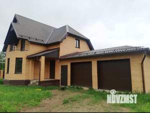 Коттедж 200м&sup2;, 2-этажный, участок 10 сот.  