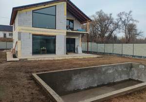 Дом 150м², 2-этажный, участок 8 сот.  