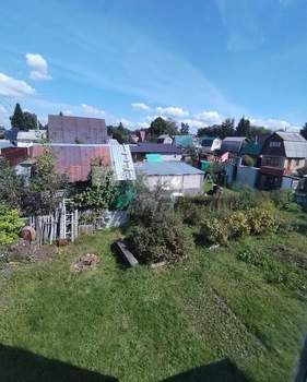 Дом 50м&sup2;, 2-этажный, участок 3 сот.  