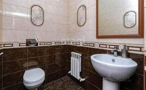 Дом 400м&sup2;, 3-этажный, участок 6 сот.  