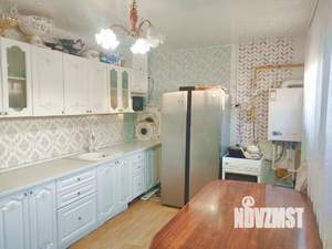 Дом 111м&sup2;, 2-этажный, участок 4 сот.  