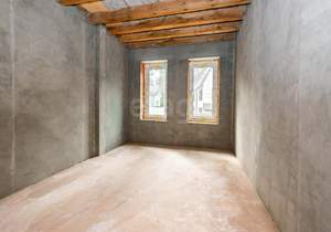 Дом 750м², 3-этажный, участок 16 сот.  