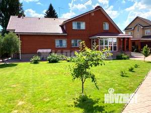 Коттедж 480м², 2-этажный, участок 10 сот.  