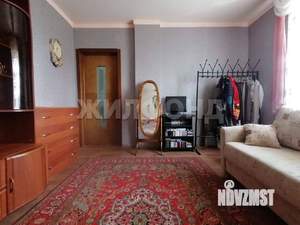 Коттедж 297м², 3-этажный, участок 5 сот.  