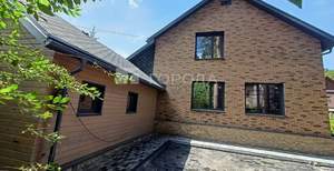 Дом 205м&sup2;, 2-этажный, участок 11 сот.  