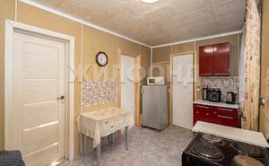 Дом 70м², 2-этажный, участок 6 сот.  