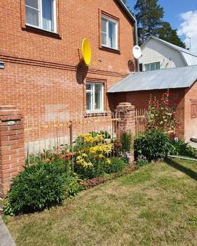 Дом 110м&sup2;, 2-этажный, участок 4 сот.  