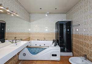 Дом 443м&sup2;, 2-этажный, участок 14 сот.  