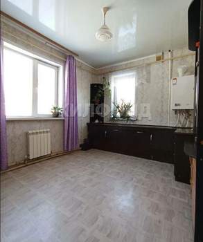 Дом 216м², 2-этажный, участок 6 сот.  