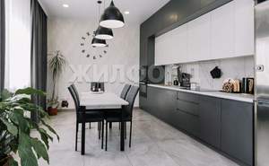 Дом 220м&sup2;, 2-этажный, участок 2 сот.  