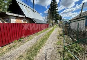 Дом 30м², 2-этажный, участок 6 сот.  