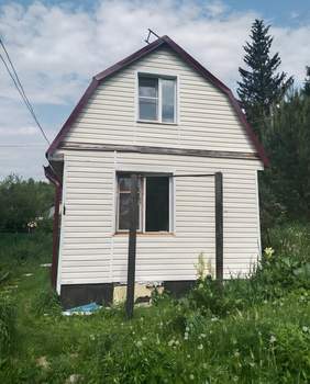 Дом 40м², 2-этажный, участок 6 сот.  