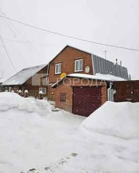 Дом 110м&sup2;, 2-этажный, участок 4 сот.  